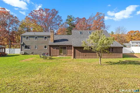 Exterior - 35 Egypt Rd, Ellington, CT 06029 photo 6 of 7
