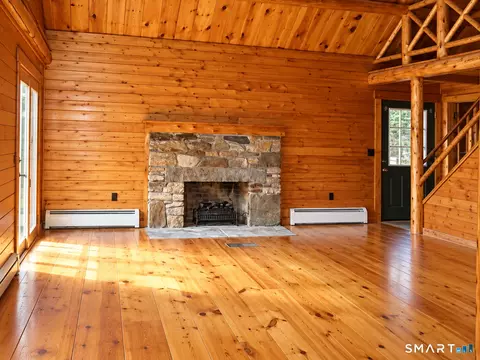 Living - 480 Cornwall Bridge Rd, Sharon, CT 06069 photo 2 of 4