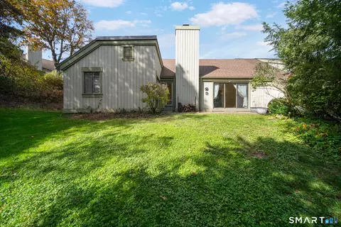 198 Heritage Vlg #B, Southbury, CT 06488