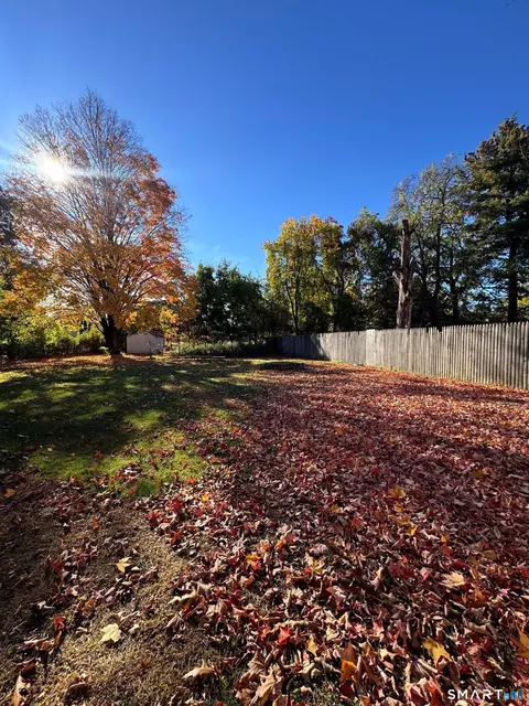 Exterior - 53 Laurel Rd, Windsor Locks, CT 06096 photo 2 of 3