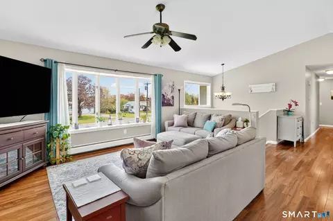 Living - 1420 River Blvd Ext, Suffield, CT 06078 photo 1 of 3