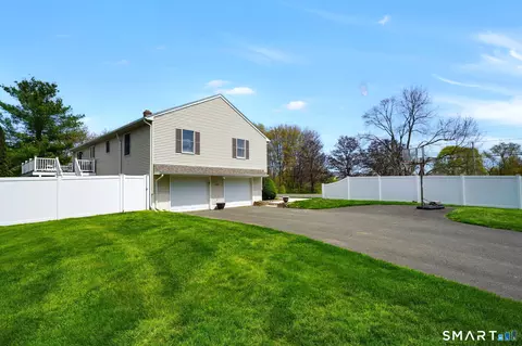 Exterior - 1420 River Blvd Ext, Suffield, CT 06078 photo 13 of 14