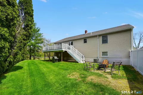 Exterior - 1420 River Blvd Ext, Suffield, CT 06078 photo 8 of 14
