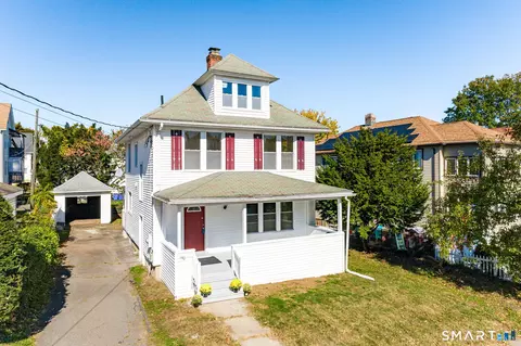 140 Richard St, West Hartford, CT 06119