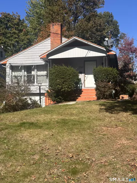 1560 Boulevard, West Hartford, CT 06107