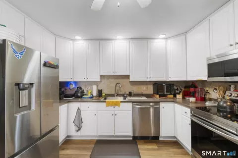 Kitchen - Undisclosed, Wallingford, CT 06492 photo 2 of 4