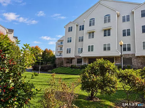 105 Richards Ave #1306, Norwalk, CT 06854