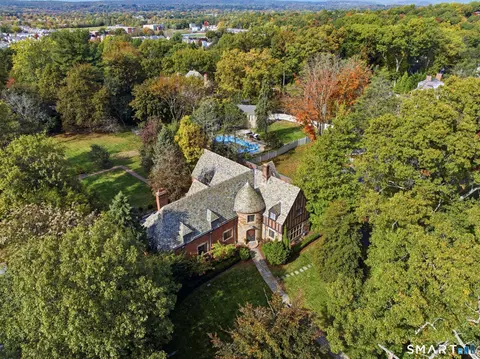 View/Area - 840 Prospect St, Hamden, CT 06517 photo 1 of 2