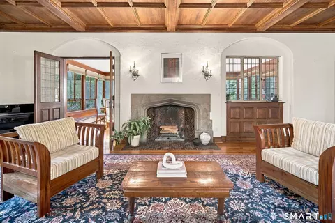 Living - 840 Prospect St, Hamden, CT 06517 photo 2 of 3