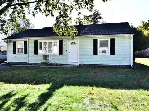 97 Hellstrom Rd, East Haven, CT 06512