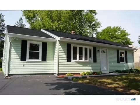 97 Hellstrom Rd, East Haven, CT 06512