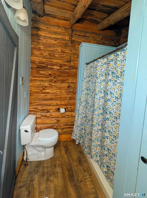 Bath - 63 Cathole Rd, Bantam, CT 06750 photo 1 of 2