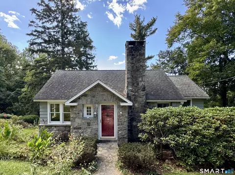 15 Ilion Rd, New Fairfield, CT 06812