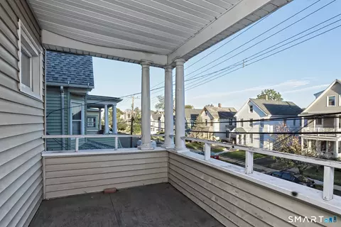Exterior - 53 Alling St, West Haven, CT 06516 photo 6 of 8