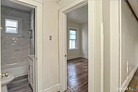 Entry Way - 53 Alling St, West Haven, CT 06516 photo 1 of 7