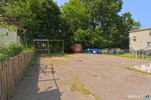 Exterior - 53 Alling St, West Haven, CT 06516 photo 4 of 8