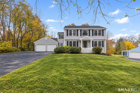 63 Timber Hill Rd, Cromwell, CT 06416