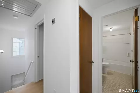 Entry Way - 20 Spring St #20, Wethersfield, CT 06109 photo 4 of 4