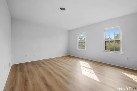 Bedroom - 20 Spring St #20, Wethersfield, CT 06109 photo 1 of 3