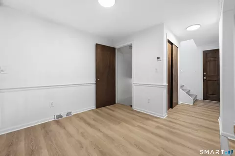 Entry Way - 20 Spring St #20, Wethersfield, CT 06109 photo 2 of 4