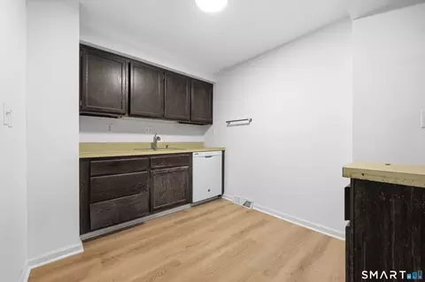 Kitchen - 20 Spring St #20, Wethersfield, CT 06109 photo 1 of 1