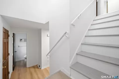Entry Way - 20 Spring St #20, Wethersfield, CT 06109 photo 3 of 4