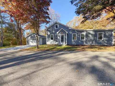 7 Oakum Dock Rd, Cobalt, CT 06414