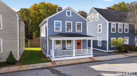 10 Sherman St #10, Norwich, CT 06360