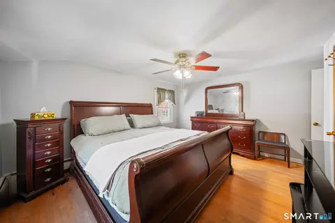 Bedroom - 55 Berkeley Rd, Middletown, CT 06457 photo 3 of 5