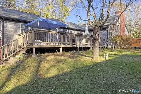 Exterior - 1039 Norwich Rd, Plainfield, CT 06374 photo 5 of 7