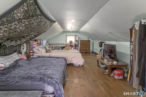 Bedroom - 1039 Norwich Rd, Plainfield, CT 06374 photo 6 of 9