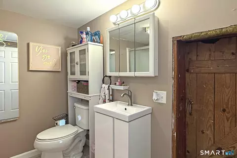 Bath - 1039 Norwich Rd, Plainfield, CT 06374 photo 3 of 3