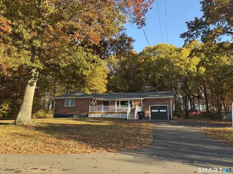 325 Scantic Rd, East Windsor, CT 06088