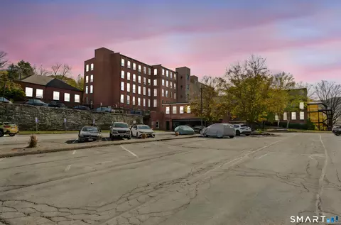 Exterior - 92 Main St #410, Deep River, CT 06417 photo 1 of 1