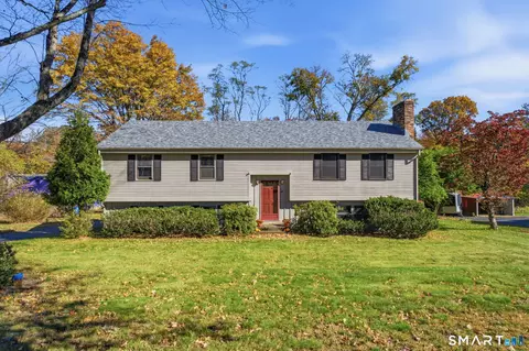 44 Haddam Neck Rd, East Hampton, CT 06424