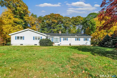 29 Brownson Dr, Shelton, CT 06484