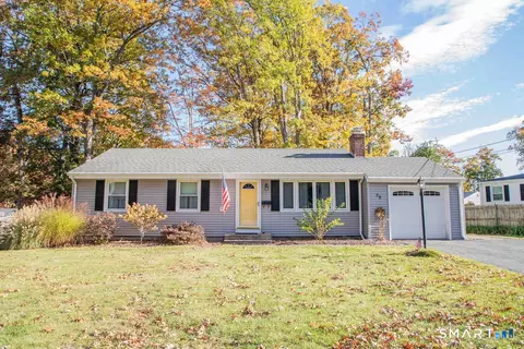 59 Royal Oak Rd, New Britain, CT 06053