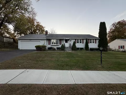 45 Marie Dr, Stratford, CT 06614