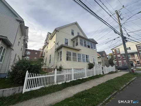 122 Willow St, New Britain, CT 06051