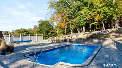 Exterior - 2 Middle Rd, Preston, CT 06365 photo 4 of 9