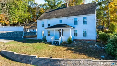 Exterior - 2 Middle Rd, Preston, CT 06365 photo 3 of 9