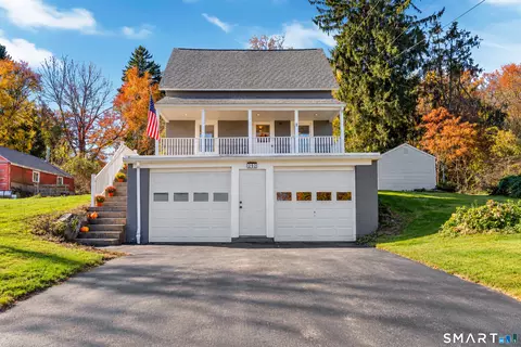 292 Old Colchester Rd, Uncasville, CT 06382