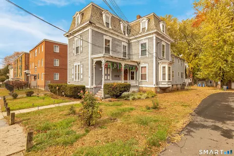 40 Allen Pl, Hartford, CT 06106