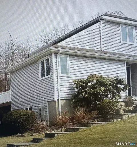 231 Deer Run #231, Shelton, CT 06484