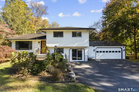 22 Algonquin Rd, Norwalk, CT 06851
