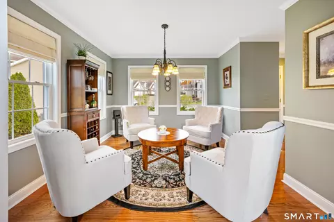Dining - 6 Boulder Brook Ct #U-63, Prospect, CT 06712 photo 2 of 5