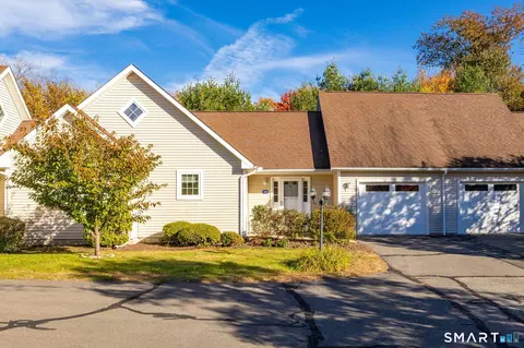 38 Joanne Dr, East Hartford, CT 06108