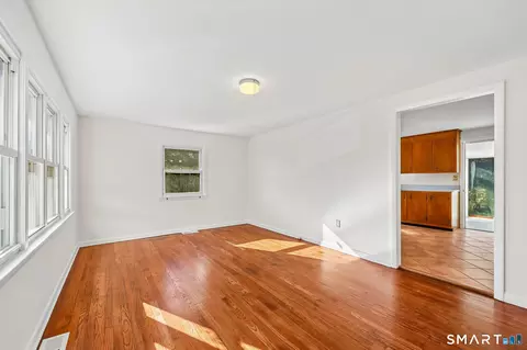 Living - 81 River Rd, Preston, CT 06365 photo 2 of 2