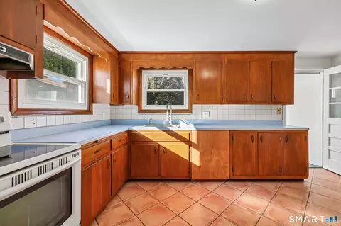 Kitchen - 81 River Rd, Preston, CT 06365 photo 2 of 3