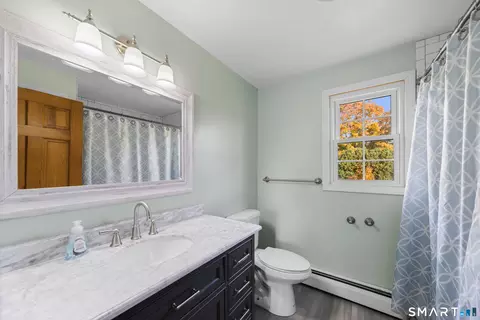 Bath - 41 Sunnyview Dr, Suffield, CT 06078 photo 2 of 4